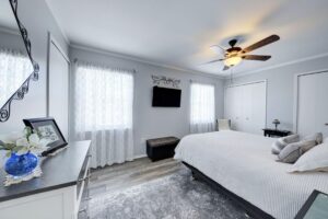 23528Woodshire13