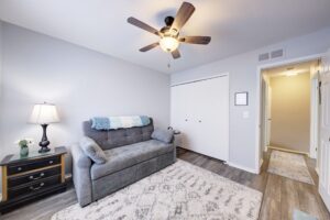 23528Woodshire18