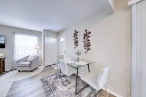 23528Woodshire30