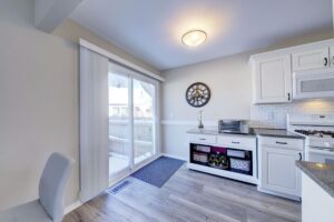 23528Woodshire32