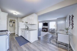 23528Woodshire36