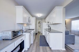 23528Woodshire37