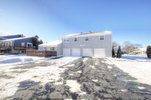 23528Woodshire45