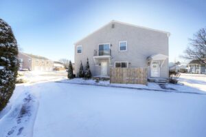 23528Woodshire47