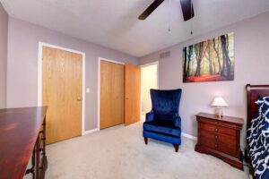 2824Roundtree21