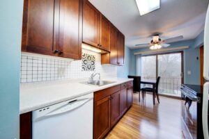 2824Roundtree30