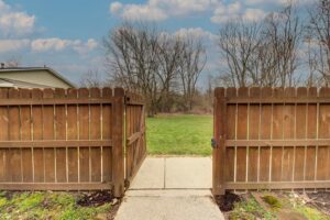 2824Roundtree52