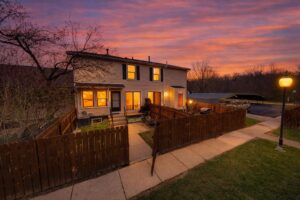 2824Roundtree58