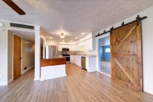 2589Hearthside19