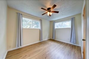 2589Hearthside27