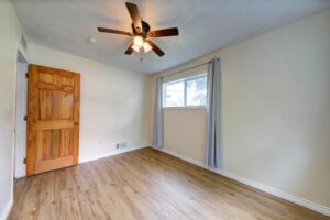 2589Hearthside28