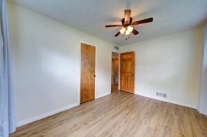 2589Hearthside29