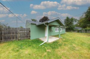 2589Hearthside49