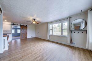 2589Hearthside5