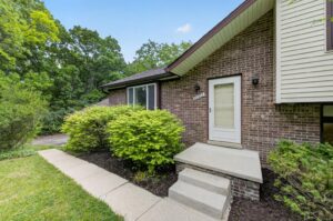 10311Warner2
