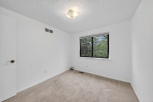 10311Warner28