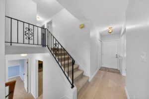 10311Warner32