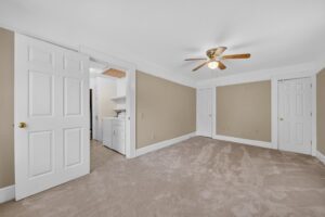 15610Arnold44